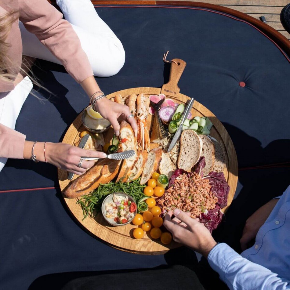 Serving Board Round Friends XL